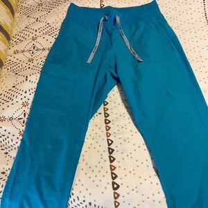 Carhartt teal modern fit scrubs